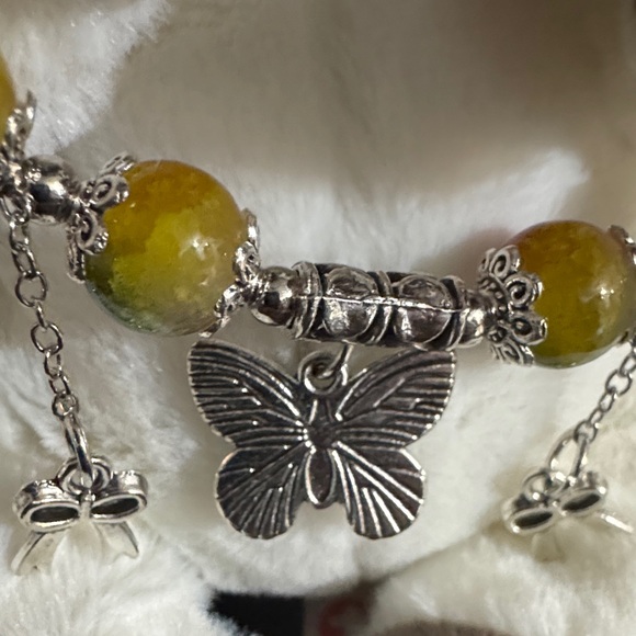 ✨2/$14 Colorful Beaded Bracelet with Charms - Picture 5 of 5